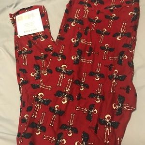 LuluRoe Skeletons T&C red/ black leggings NWT